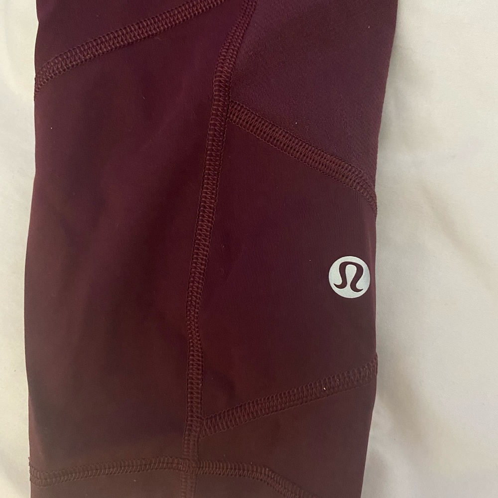 NWT Maroon Cropped Leggings Lululemon Size 6